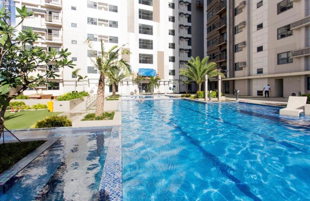 Horizon 101 A4 Near Robinson Mall Free Pool Wifi Cebu Eksteriør billede
